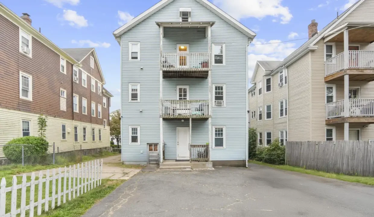 new-britain-ct-multifamily-276-linwood-st_2